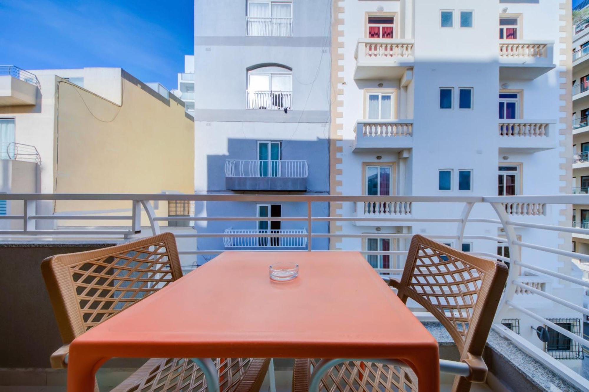 Stylish 2Br Apt With Balconies In St Julians, Paceville - Apt 6 By Vaganza Saint Julian's Eksteriør bilde